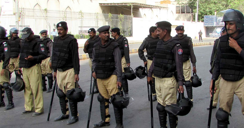 14sindhpolice.jpg