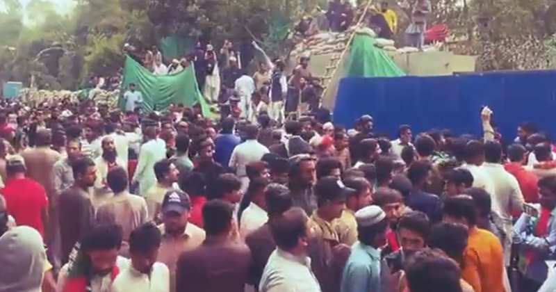 18ptiarrestworlker.jpg