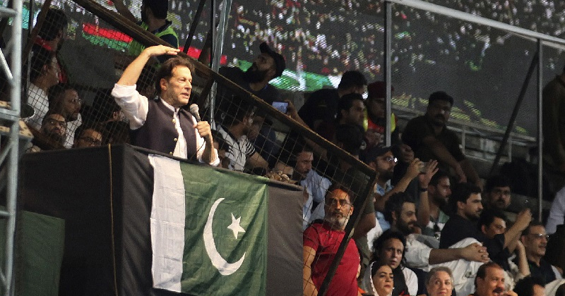 5imrankhankabkia%20hoa.jpg