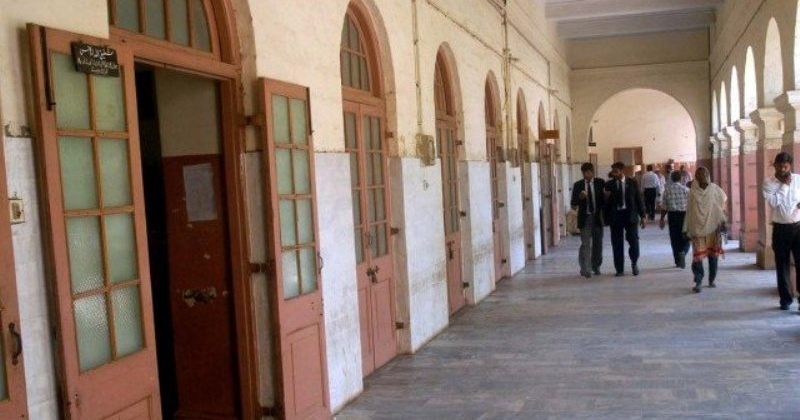 6bachaaboorizamanat.jpg