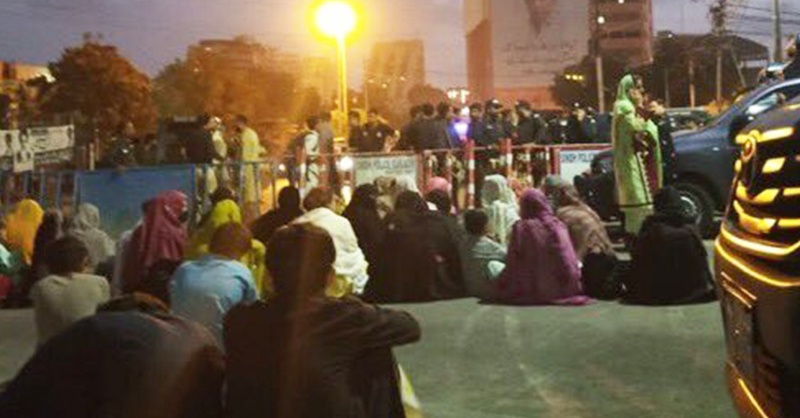 bloch-students-sindh-police-ts.jpg