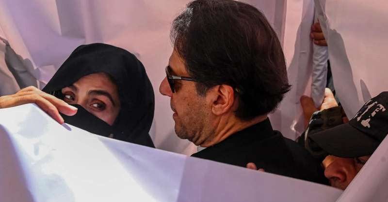 bushra-bibi-and-imran-khan-jl.jpg