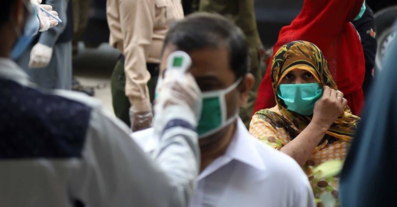 corona-virus%20karachiiii.jpg