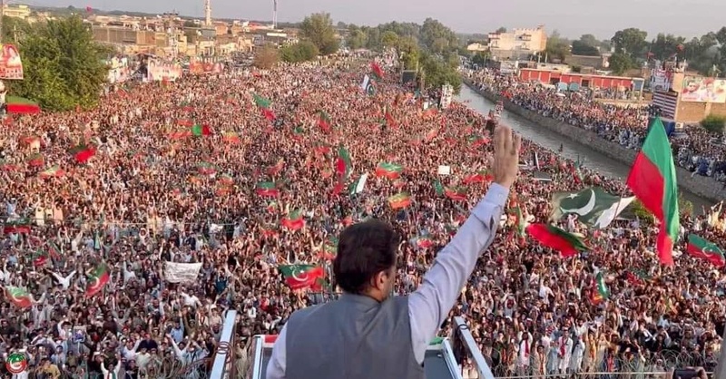 imran-khan-pti-dharna-pinid-id.jpg