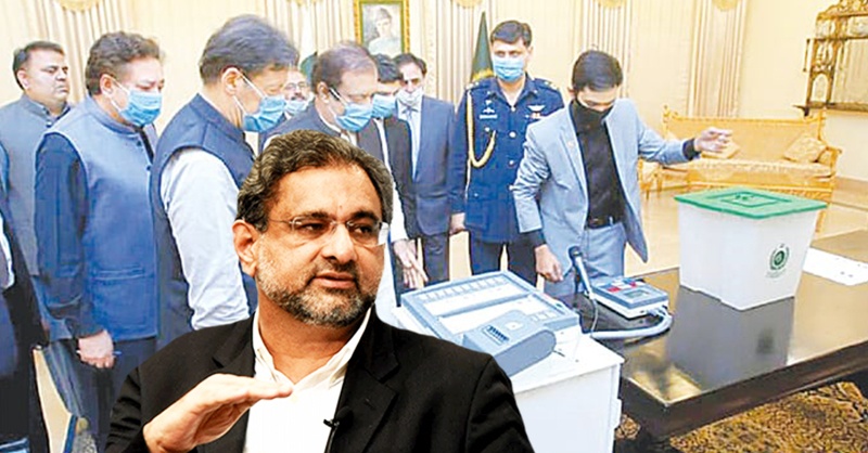 imran-khan-vote.jpg