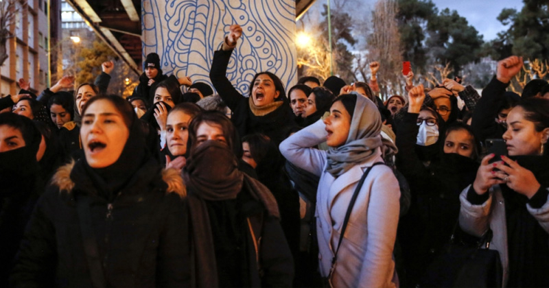 iranprotest.jpg