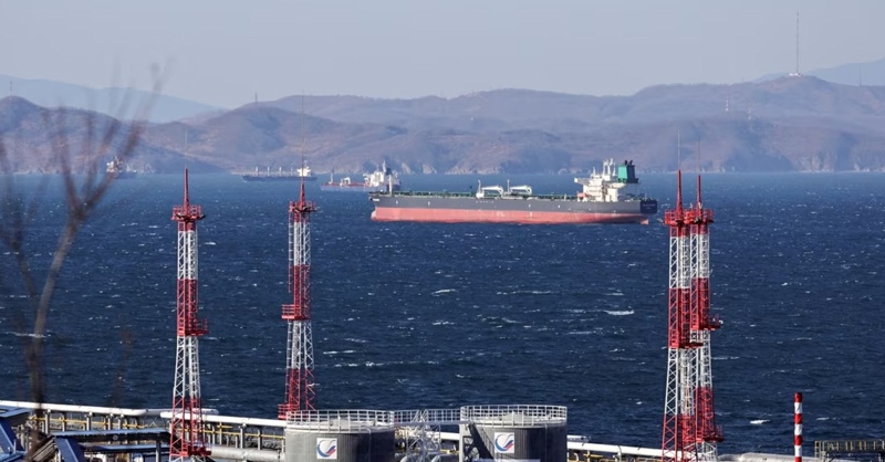 oil-cargo-pakistan-russia.jpg