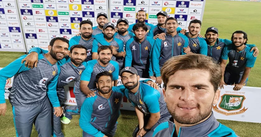 pak-trophy-11131.jpg