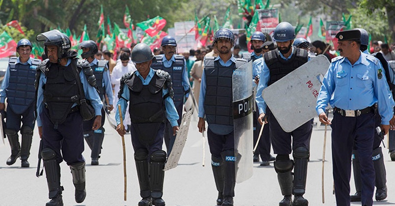 police-march-islb-ll.jpg
