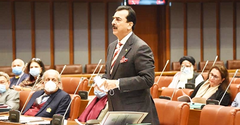 senate-pakistan-yousaf-raza-toshaa.jpg