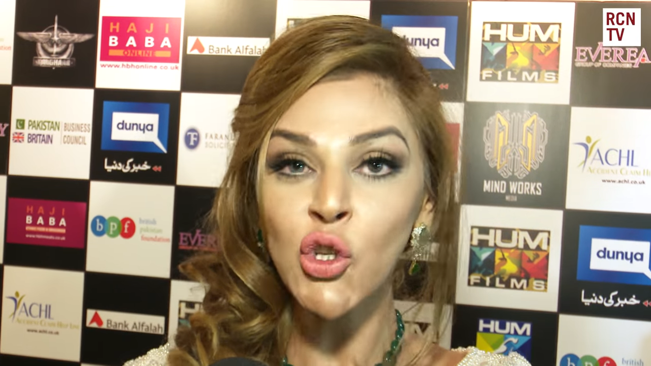 Sana_Bucha_Interview_Yalghaar_Premiere_0-13_screenshot.png