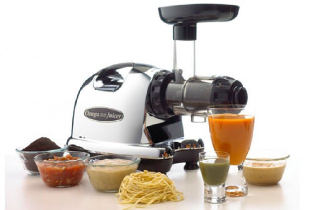 what-is-the-best-juicer-to-buy-omega-8006-juicer.jpg