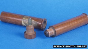 _72475087_monaural_stethoscope.jpg