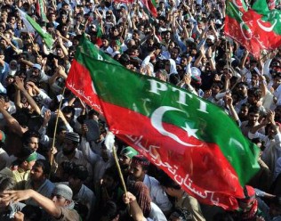 azadi-march-316x248.jpg