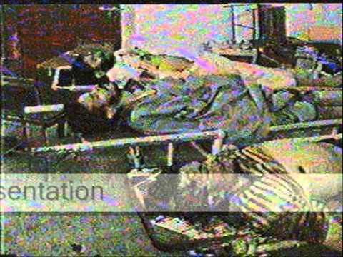 BxakhYGIQAAxWEB.jpg:large