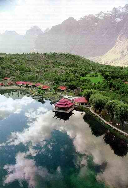Shangrila-Lake-image-of-clouds-in-Water.jpg
