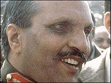 091015081931_zia_ul_haq_226.jpg