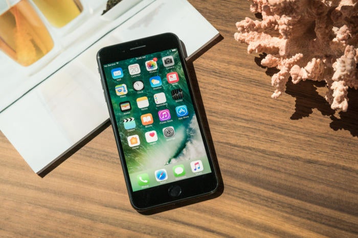 iphone7plus_review_adam_1-100685514-large.3x2.jpg