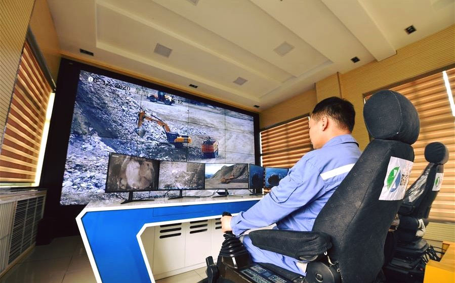 china-miners-work-from-home-04.jpg