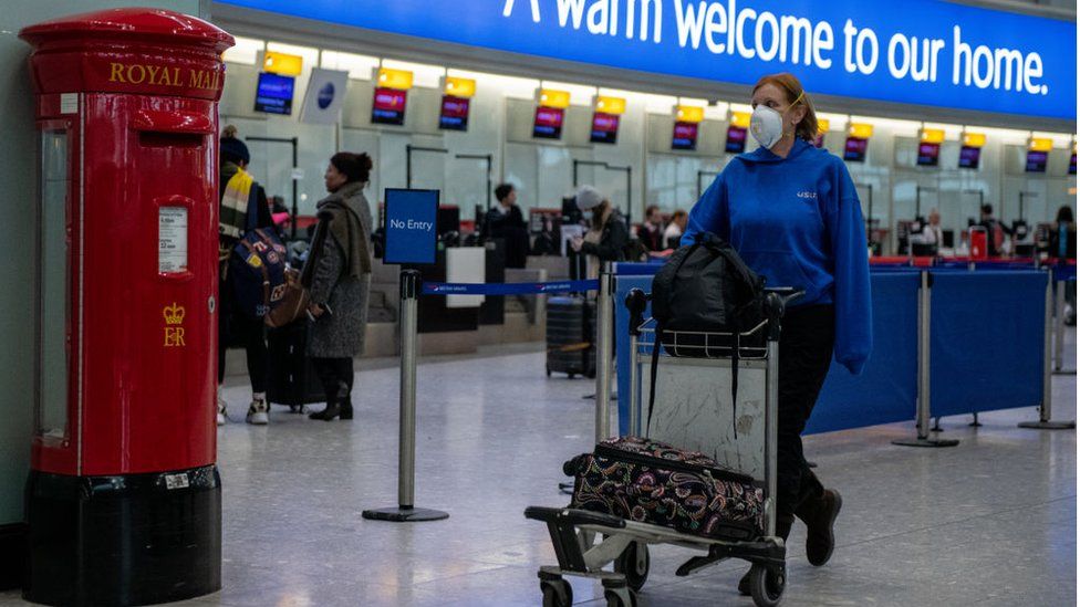 _112867755_heathrow.jpg