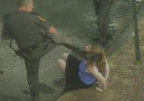 police-girl-beating.jpg