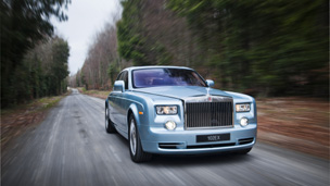 _54126295_rollsroyce.jpg