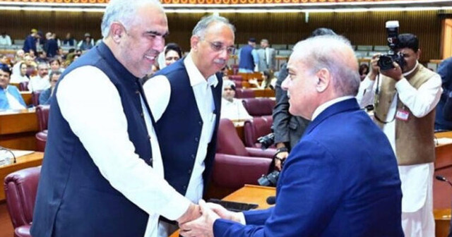 PTI-shahbaz.jpg