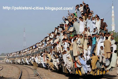 Pakistan+Railway.jpg
