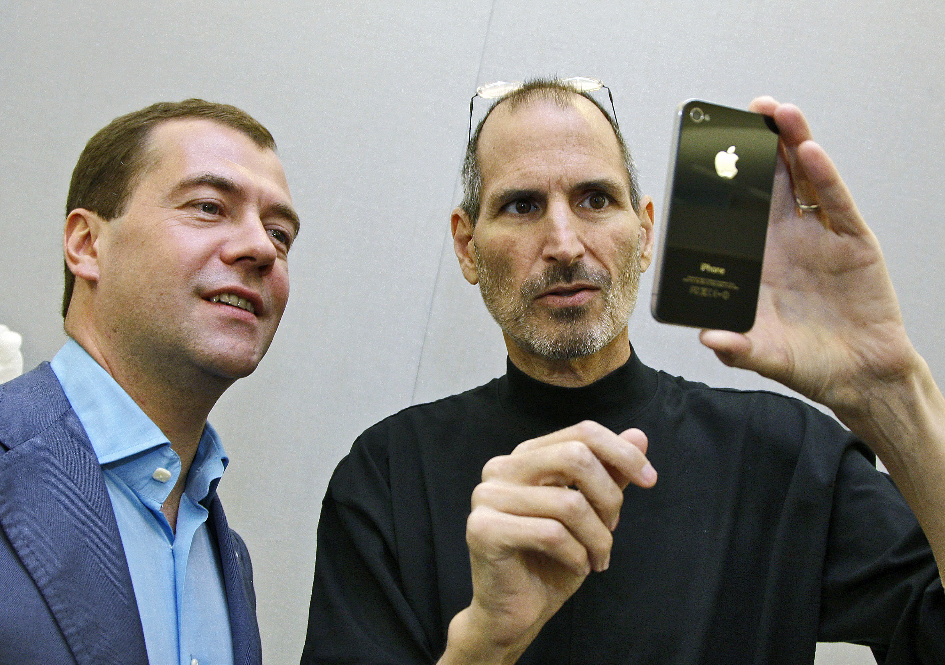 Medvedev_and_Steve_Jobs.jpg