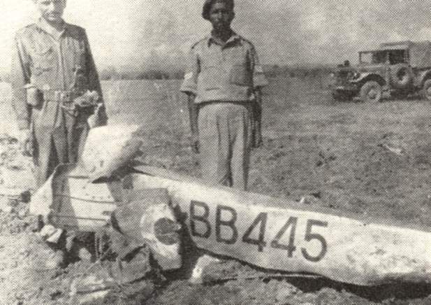 Indian_Air_Force_vampire_wreckage.jpg