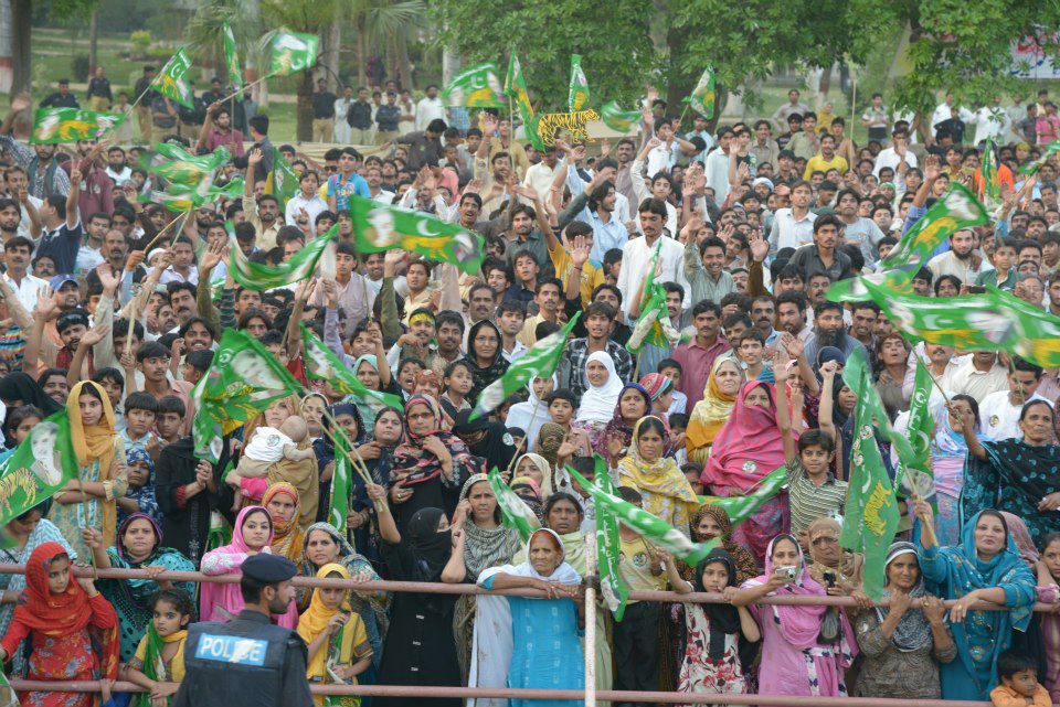Nawz-Sharif-PML-N-Jalsa-in-Shekhupura-12.jpg
