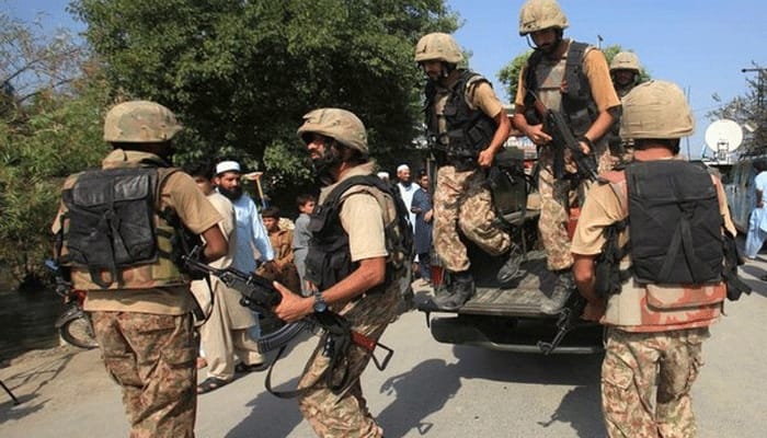 650923-pak-army.gif