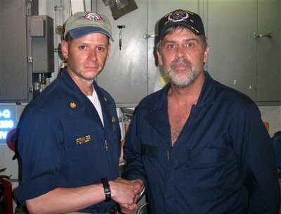 captain_phillips_rescued.jpg