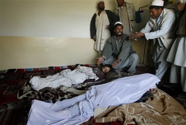 ghazni_civilins_killed_by_nato_oct16_09.jpg