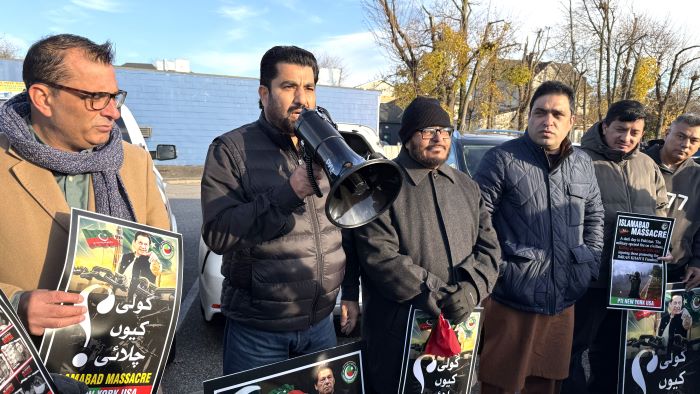 Qasim-Suri-addresses-PTI-New-York-.jpg