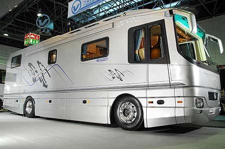 mercedez-caravan.jpg