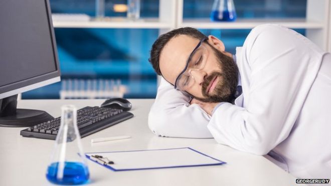 _82800333_sleep.jpg