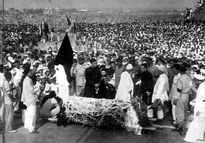 jinnah_funeral2.jpg