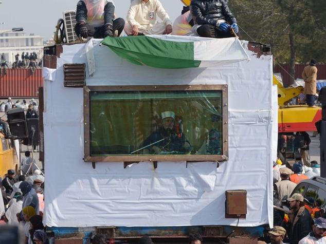 tahir_ul_qadri_container.jpg