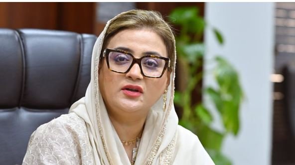 uzma-bukhari-1.jpg