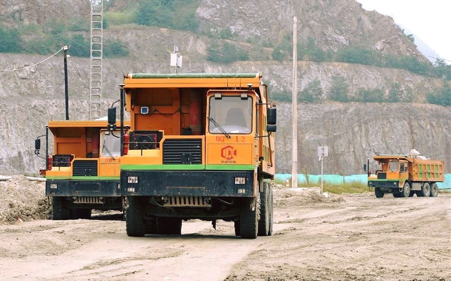 china-miners-work-from-home-05.jpg