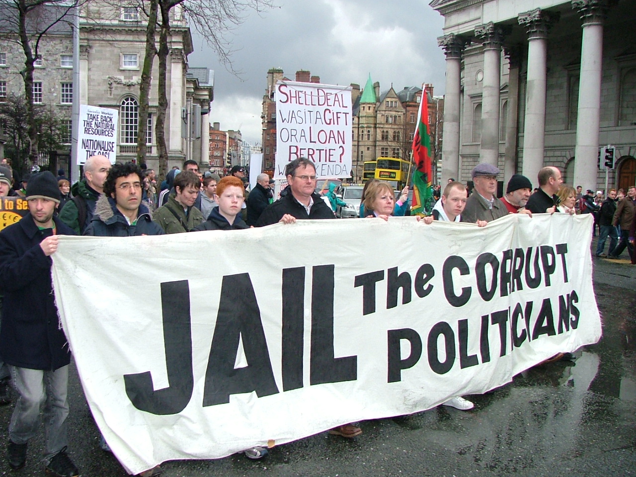 jail_the_corrupt_politicians.jpg