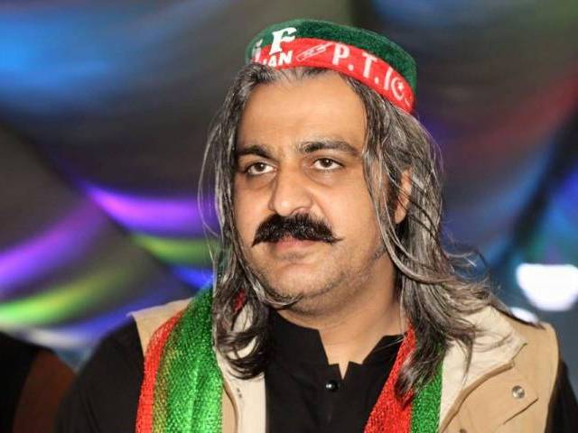 1555764-gandapur-1510406833.jpg