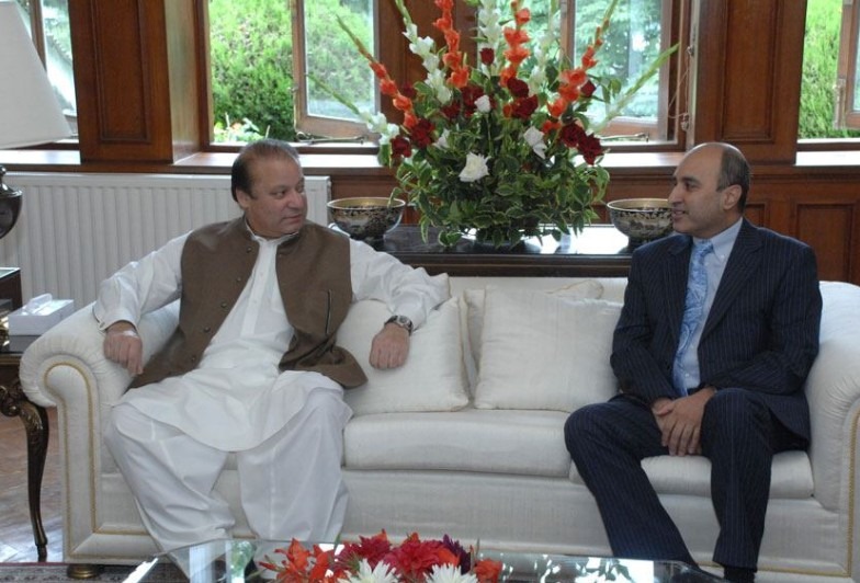 Kamal-Ahmed-Microsoft-PML-N.jpg