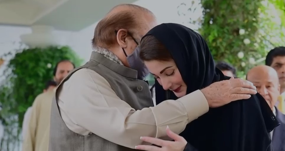 Maryam-Nawaz-Umrah.jpg