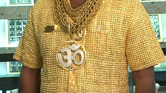 _66934368_gold.jpg