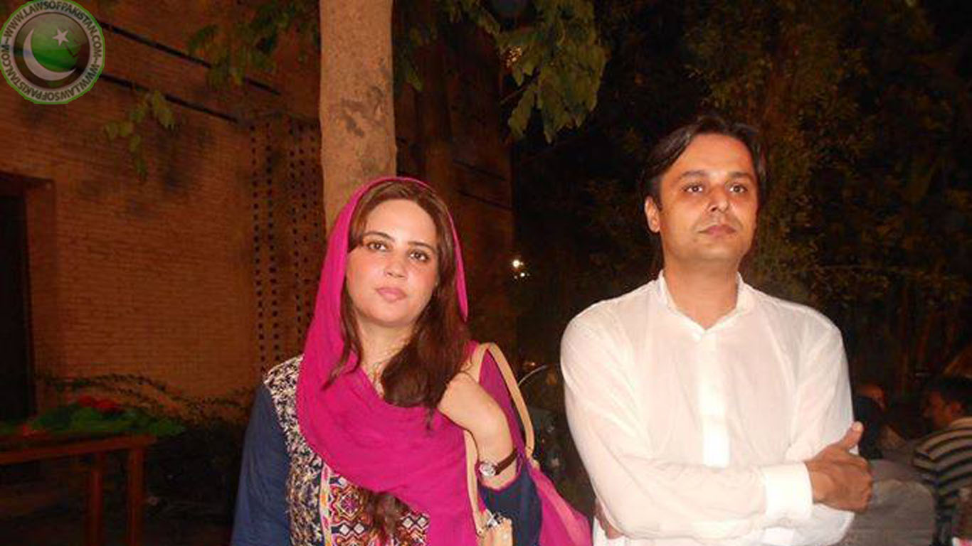zartaj-gul-with-husband-picture.jpg
