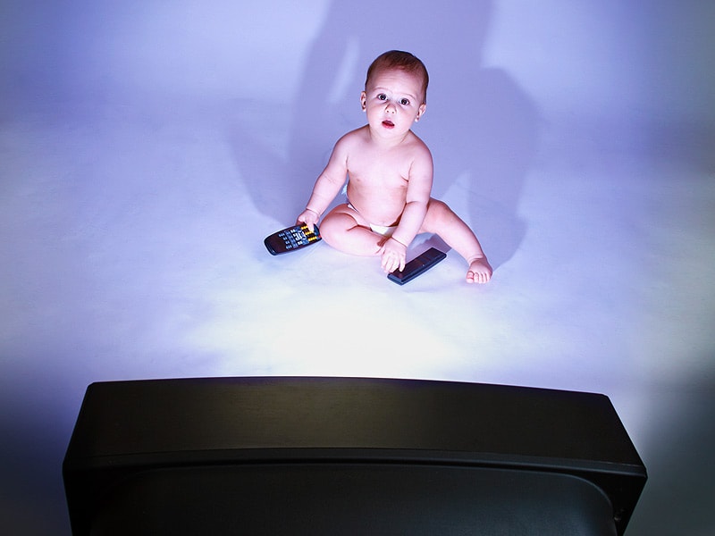 dt_140411_infant_tv_baby_800x600.jpg