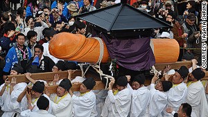 131024101136-honen-matsuri-japan-phallus-harvest-fertility-festival-story-body.jpg