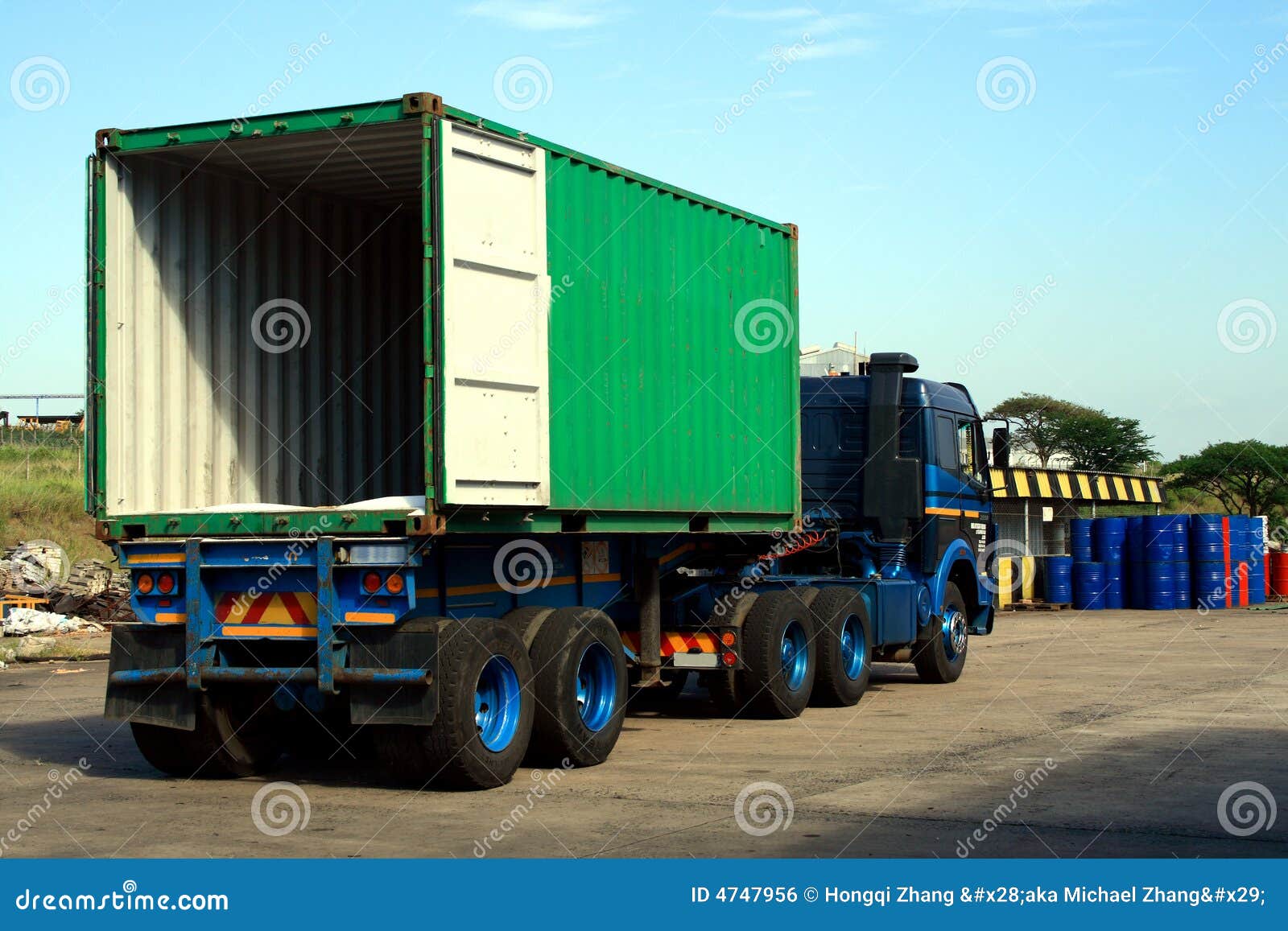 empty-container-truck-4747956.jpg